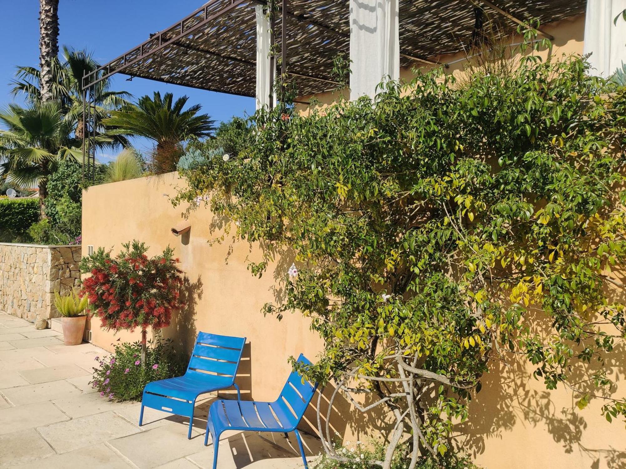 Bed and Breakfast Les Collines De St Paul Saint-Paul-de-Vence Exterior foto